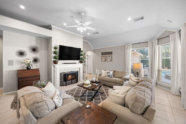 11527 Aucuba Lane, Houston, TX 77095