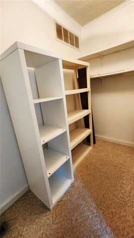 452 Fieldcrest Drive, Pittsburg, KS 66762