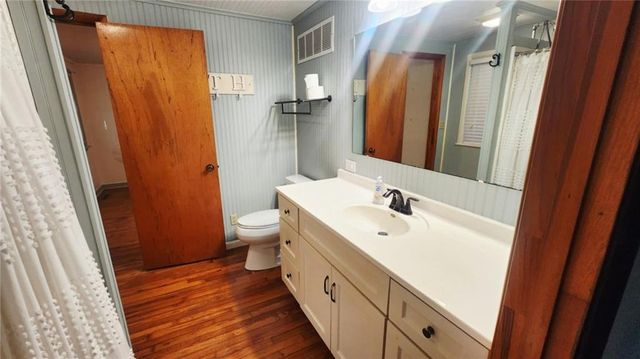 452 Fieldcrest Drive, Pittsburg, KS 66762