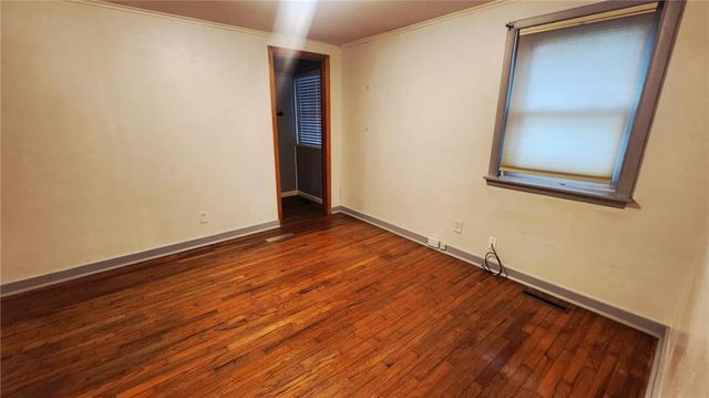 452 Fieldcrest Drive, Pittsburg, KS 66762