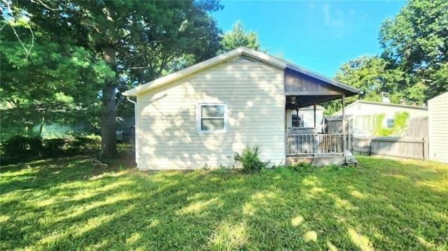 452 Fieldcrest Drive, Pittsburg, KS 66762