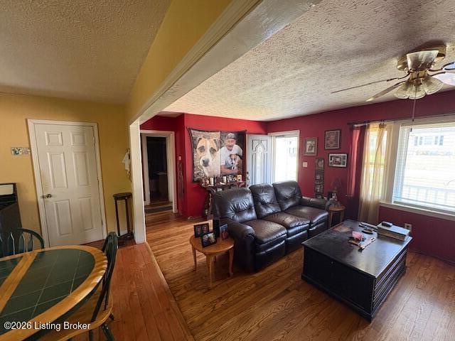 214 Demaree Dr, Bardstown, KY 40004