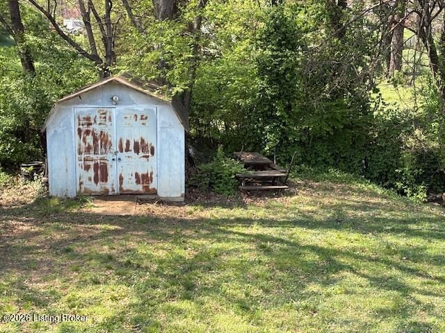 214 Demaree Dr, Bardstown, KY 40004