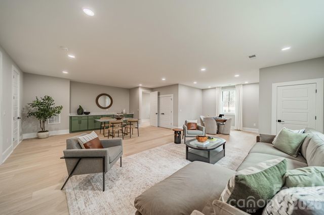 6805 Weddington Matthews Road, Weddington, NC 28104