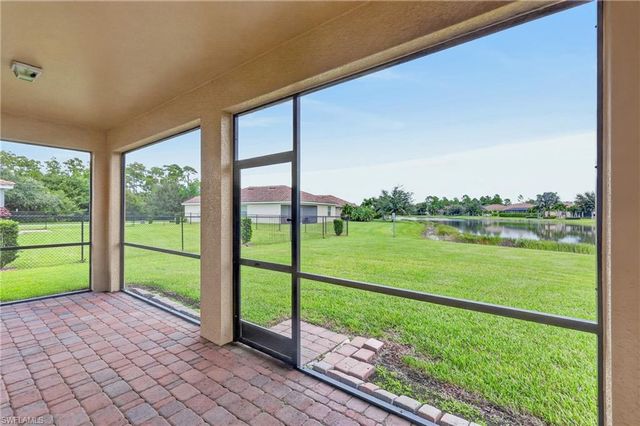 3576 Valle Santa CIR, Cape Coral, FL 33909