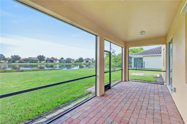 3576 Valle Santa CIR, Cape Coral, FL 33909