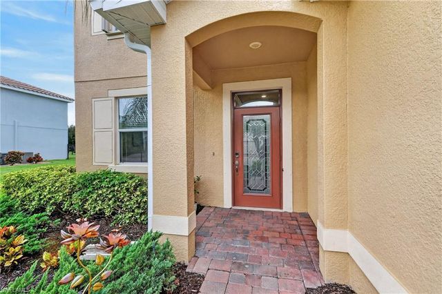 3576 Valle Santa CIR, Cape Coral, FL 33909