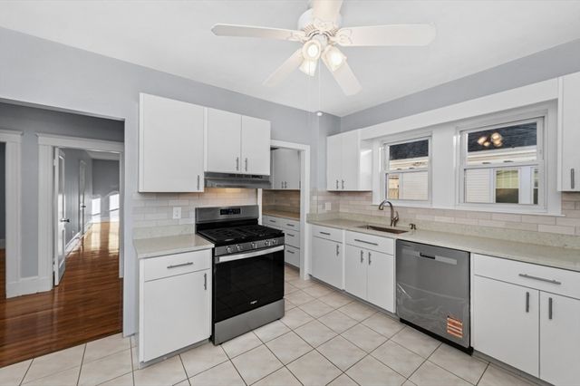 14 Saint Marys Street 2, Watertown, MA 02472