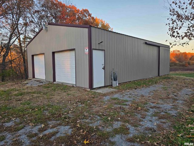 13960 Meridian Road, Carterville, IL 62918