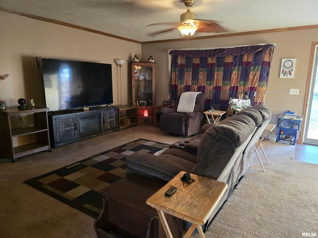 13960 Meridian Road, Carterville, IL 62918