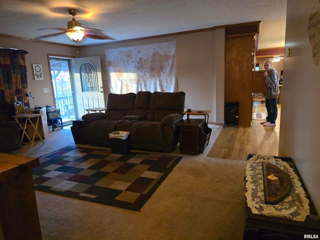 13960 Meridian Road, Carterville, IL 62918