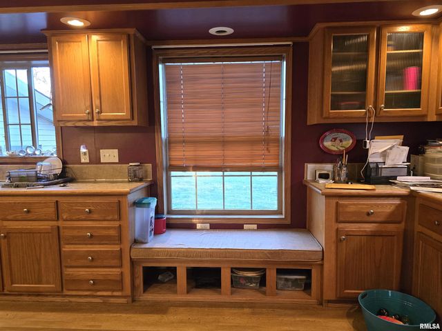 13960 Meridian Road, Carterville, IL 62918