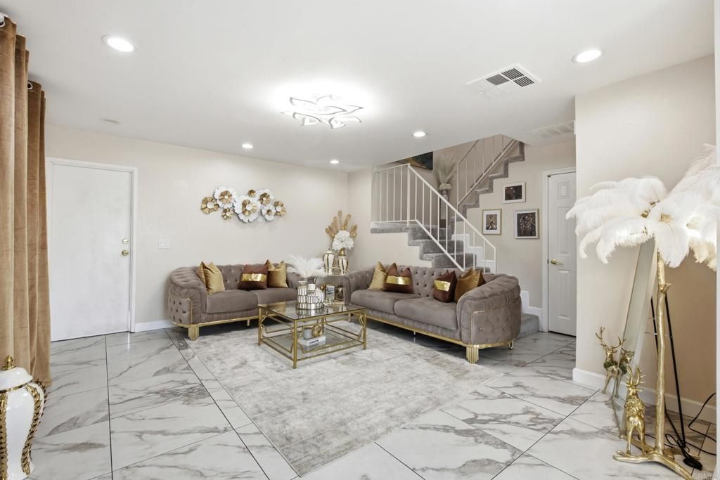 572 Hart Dr, El Cajon, CA 92021 — photo 4
