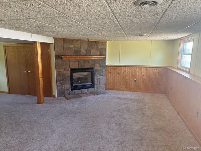 50436 Spruce Drive, Chesterfield Township, MI 48047