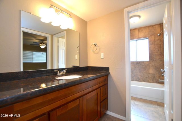 7218 E BELLEVIEW Street 4, Scottsdale, AZ 85257