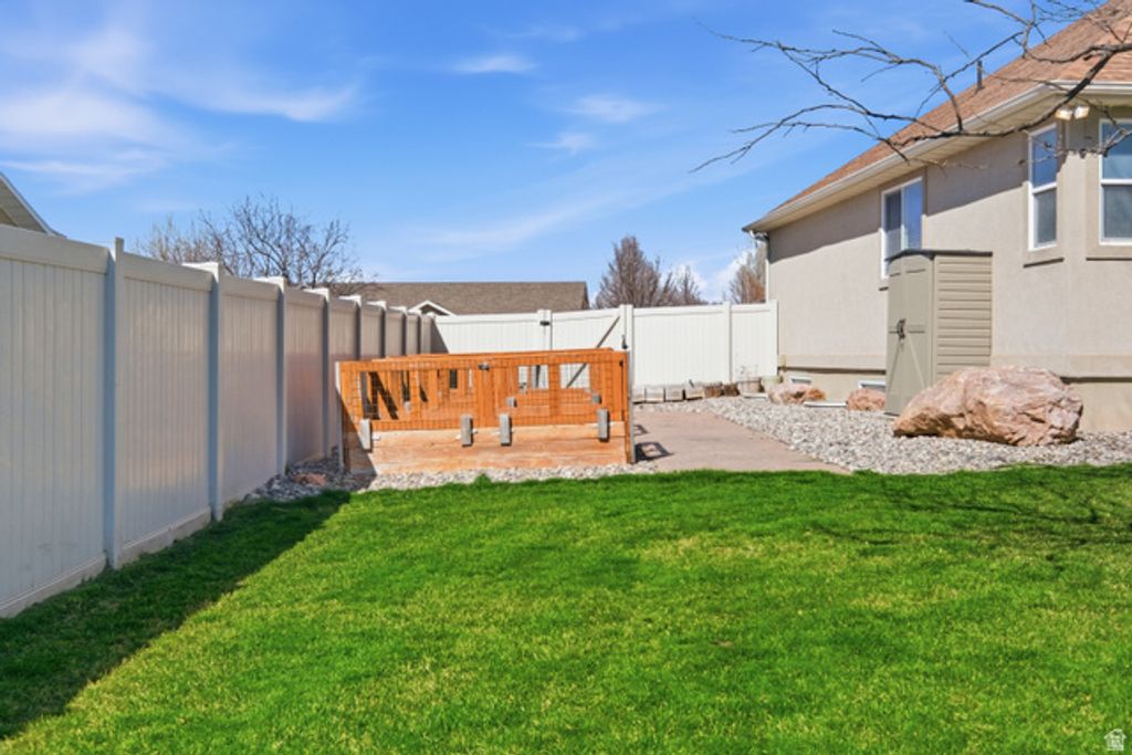 Image 40 of property listing at 860 W 2980 S, Nibley, UT 84321