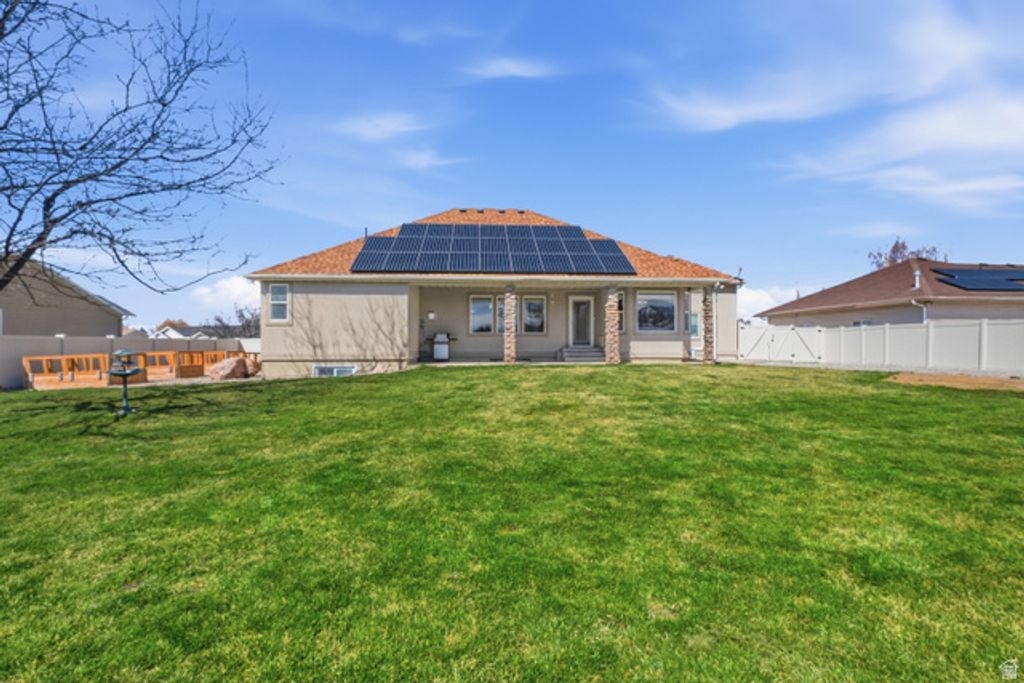 Image 42 of property listing at 860 W 2980 S, Nibley, UT 84321