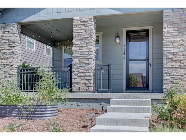 11279 E 25th Dr, Aurora, CO 80010