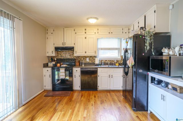 2105 5TH PLACE NE, Center Point, AL 35215