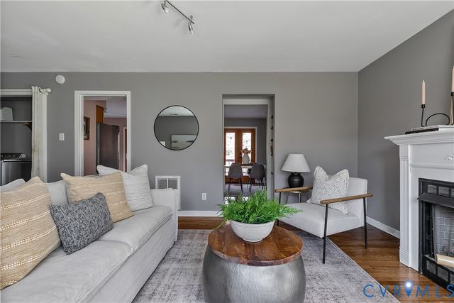 1800 Glencove Ln, Richmond, VA 23225