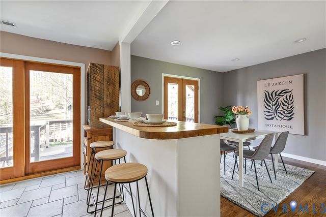 1800 Glencove Ln, Richmond, VA 23225