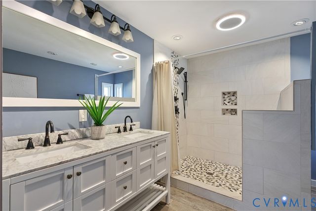 1800 Glencove Ln, Richmond, VA 23225