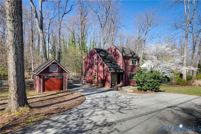 1800 Glencove Ln, Richmond, VA 23225