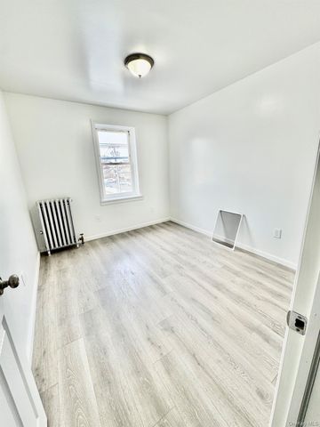 320 Jericho Turnpike 2B, Floral Park, NY 11001