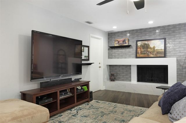 1467 RIDGE TOP WAY, Clearwater, FL 33765