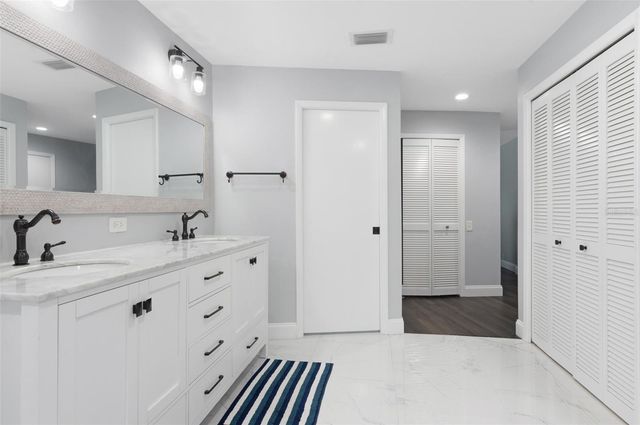 1467 RIDGE TOP WAY, Clearwater, FL 33765