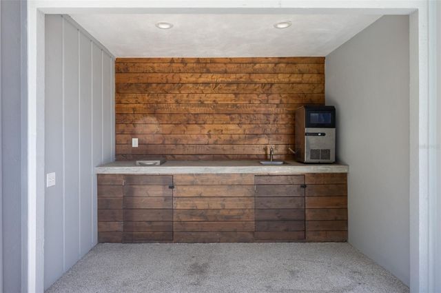 1467 RIDGE TOP WAY, Clearwater, FL 33765