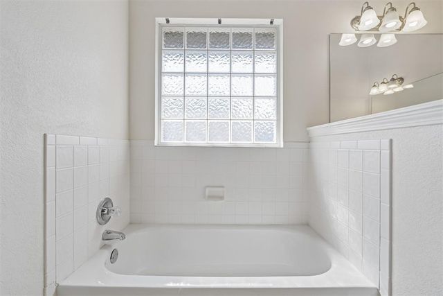 1708 Creekside Court, Norman, OK 73071