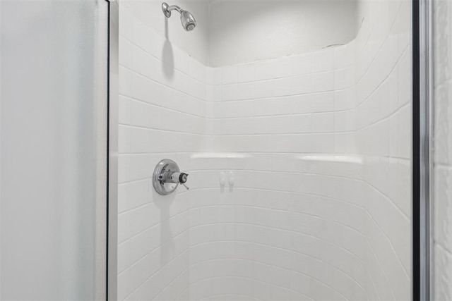 1708 Creekside Court, Norman, OK 73071