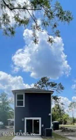 3237 PINE Avenue, Jacksonville, FL 32218