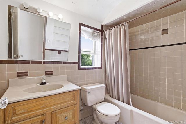 11602 232nd Street, Cambria Heights, NY 11411
