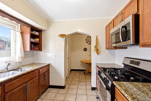 11602 232nd Street, Cambria Heights, NY 11411
