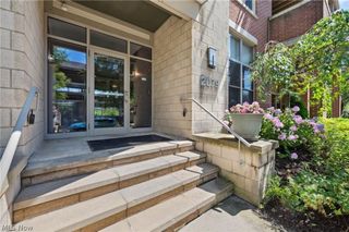 2079 Random Road 314, Cleveland, OH 44106