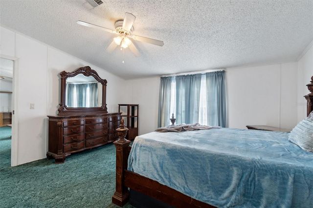 37913 PALMETTO PALM DRIVE, Zephyrhills, FL 33542