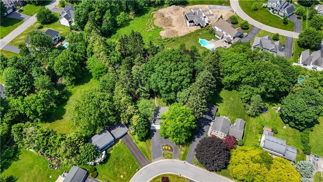 41 Alberta Drive, Penfield, NY 14526