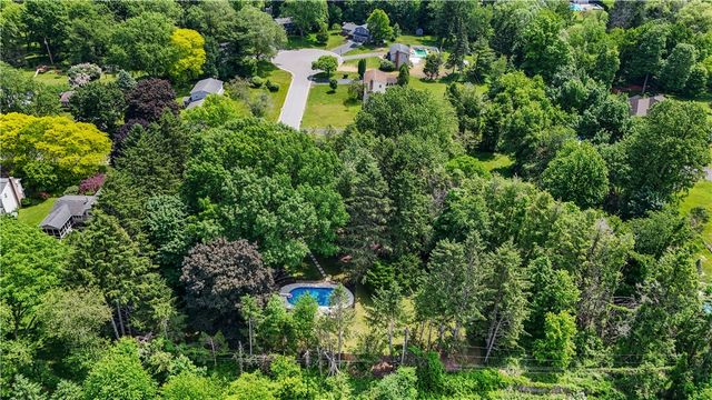 41 Alberta Drive, Penfield, NY 14526