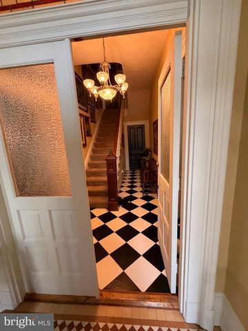 200 E POMFRET ST, Carlisle, PA 17013