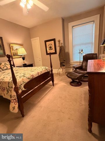 200 E POMFRET ST, Carlisle, PA 17013