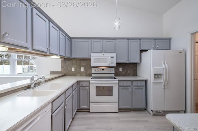 453 Pagels Court 7, Grand Blanc, MI 48439