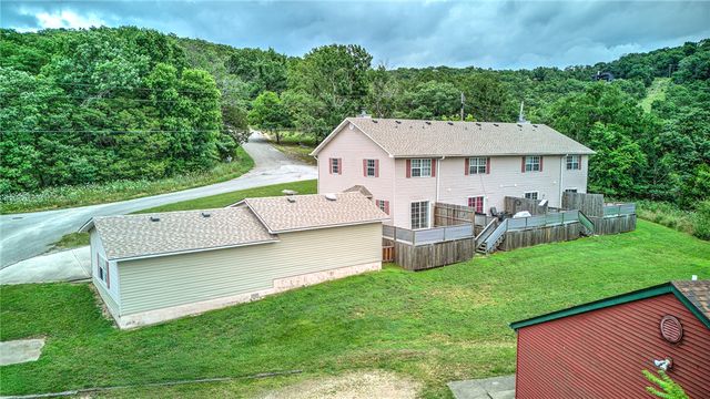 18 Green Meadow Lane, Holiday Island, AR 72631