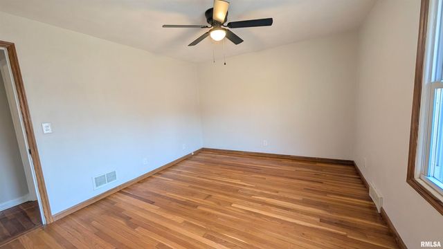 200 LASALLE Boulevard, Marquette Heights, IL 61554