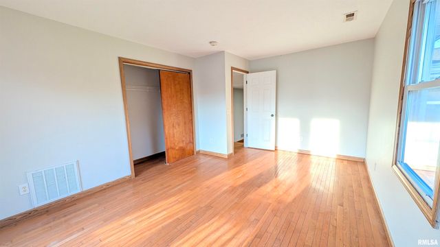 200 LASALLE Boulevard, Marquette Heights, IL 61554