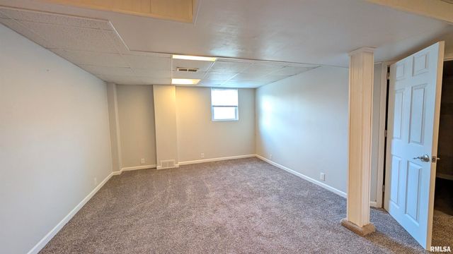 200 LASALLE Boulevard, Marquette Heights, IL 61554