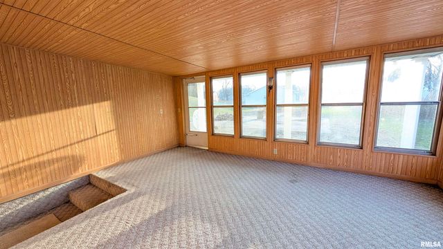 200 LASALLE Boulevard, Marquette Heights, IL 61554