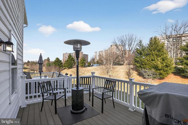 101 OLD CEDARBROOK RD, Wyncote, PA 19095