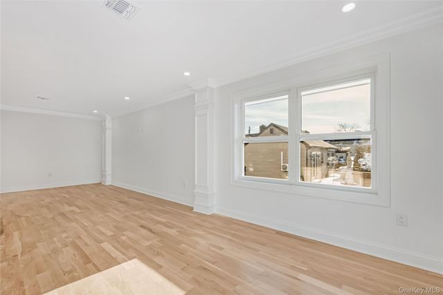 21 Norman Avenue, Amityville, NY 11701